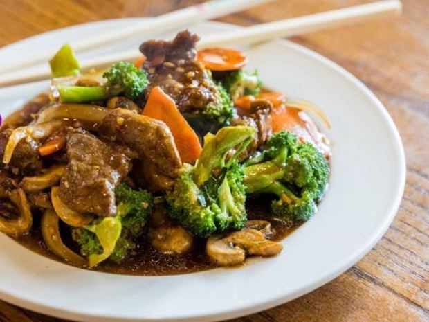 Beef with Broccoli plated